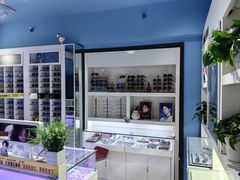 -提一眼镜·蔡司·依视路(小寨店)