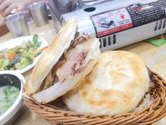 牛肉烧饼-大头亮羊汤烩面·河南非遗(良乡总店)