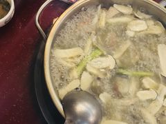 -老石黑山羊毛驴肉火锅(金凯广场店)