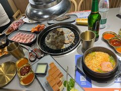 -金会长自助海鲜·烤肉(人民广场店)