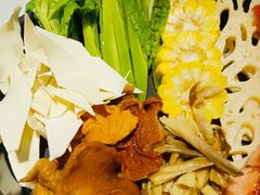 -八珍玉食鸡煲·打边炉(印象城店)