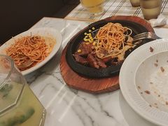 -菲滋意式餐厅(富阳东方茂店)