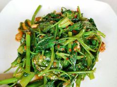 -大树下海鲜饭店