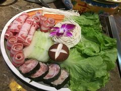 -三人行骨头王火锅(长寿店)