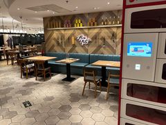 -必胜客(巴沟店)