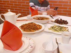 -梅龙镇酒家(南京西路总店)