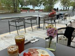 -ommo cafe(半岛城邦店)