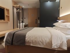 -柏曼酒店(重庆解放碑洪崖洞店)