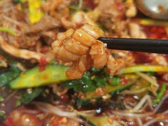 -周良天山牛杂城(天山路总店)