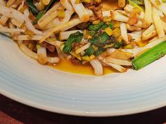 -魏铭鱼头捞饭(晋阳路店)