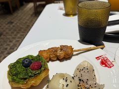 -东方明珠·可口可乐欢乐餐厅