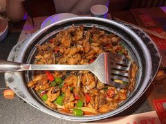 青椒紫苏味-蛙小侠·沸腾砂锅牛蛙(增城东汇城店)