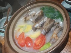 丽江腊排骨火锅-一坐一忘云南菜(嘉里中心店)
