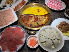 -小天鹅火锅·一线江景洪鼎旗舰店(洪崖洞店)