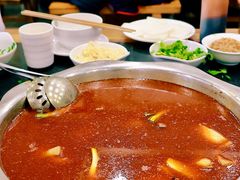 -冯记香辣兔火锅(茶店子总店)