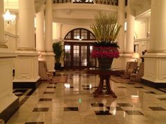 iphone_upload_pic-LONG BAR 廊吧(外滩华尔道夫酒店)