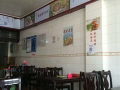 大堂-继红顺河抄手名小吃