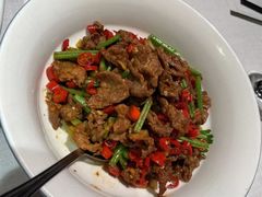 小炒黄牛肉-鱼翅楼·津派砂锅鱼翅(水上公园店)