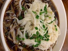 -侬佳蒸菜馆(听潮店)