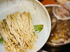 -菌子鲜汤野生菌锅