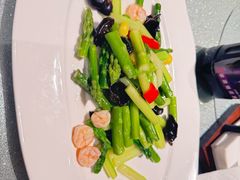 -新天明砂锅鱼头煲