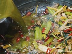 -榕江牛瘪牛肉火锅
