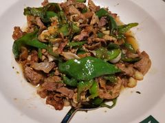 -费大厨辣椒炒肉(黄兴中心广场店)