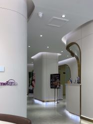 -亿美医疗美容·半岛大超炮官方授权店