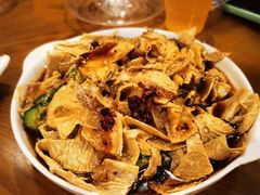-三鞭一花·独一处·元英砂锅(海光寺店)