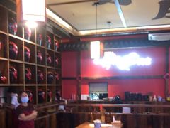 大堂-先启半步颠小酒馆(白麓里店)