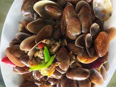 -四川小胡子海鲜(丁村万人海鲜广场店)