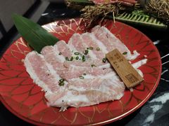 -山川小町·极番烧肉(新地假日广场店)