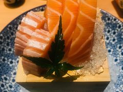 三文鱼刺身-TORO MaKi 寿司·日料(华创店)