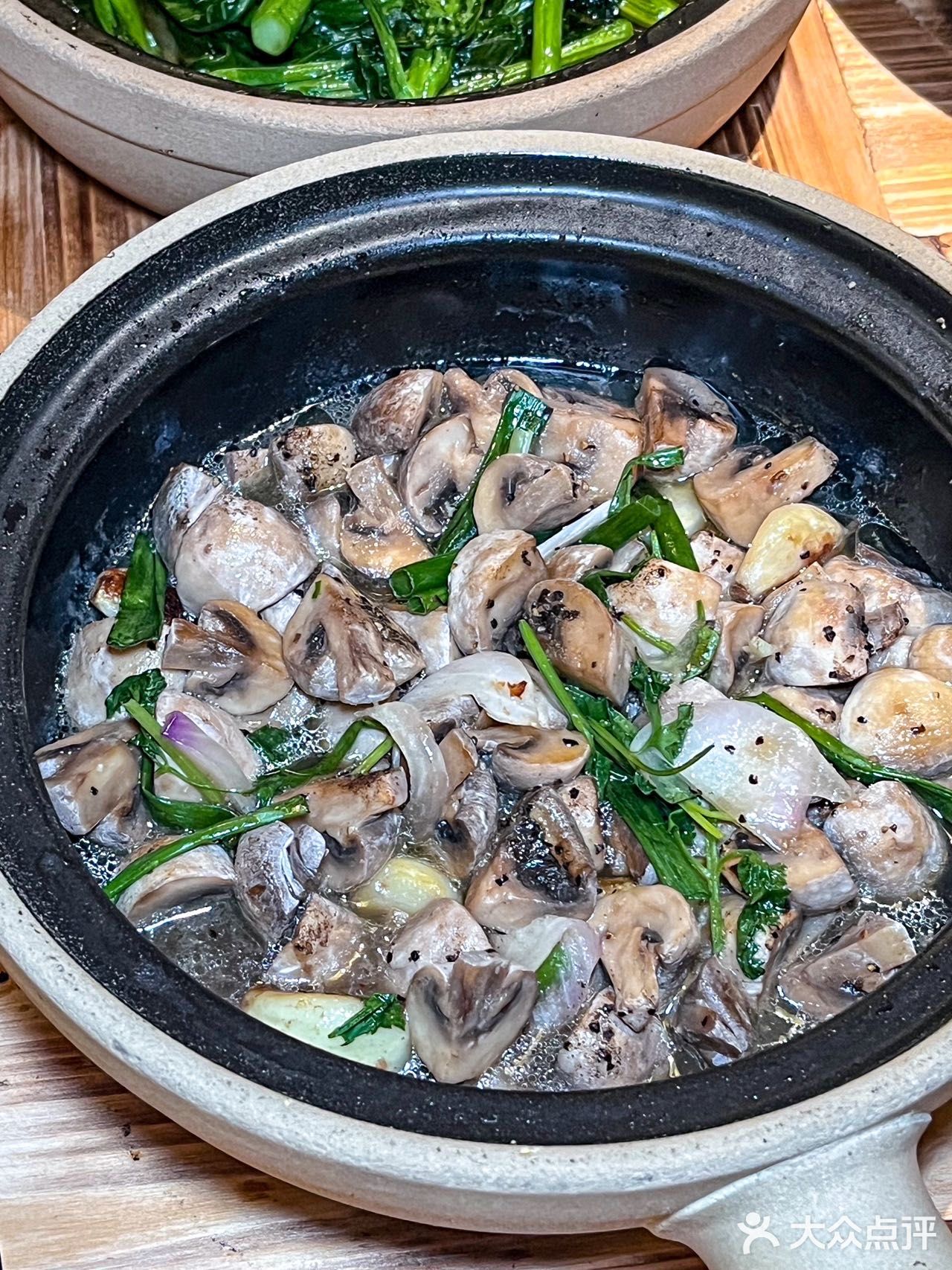 在广州，在长隆，这家啫煲好吃！！