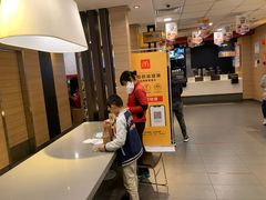 -麦当劳(七宝乐购店)