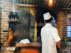 -三人行骨头王火锅(长寿店)