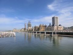 -东港音乐喷泉广场