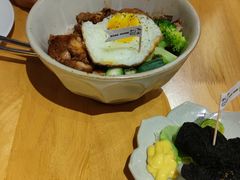 -野草莓自由市场