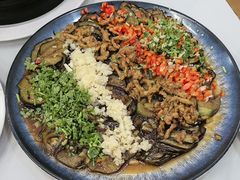 -一口猪海鲜浑锅·东北家常菜