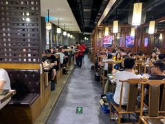 大堂-郑喜旺烧烤(郑州总店)