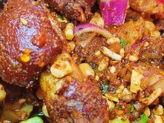 -老鼎万春卤菜(五代传承创始老店)