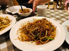 w港式炒面-新大咀港式茶餐厅(宝山万达店)