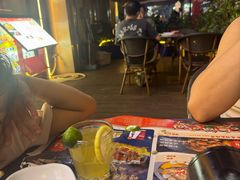 -八条友鲜货烧烤·脆皮烤鱼(石岩旗舰店)