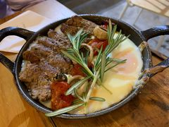 澳洲谷饲牛里脊炖芝士锅配法棍-CHILLAX轻乐时(侨建·Hi City店)