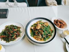 -小芙蓉湘菜馆(易生活购物公园店)