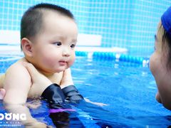 -龙格亲子游泳俱乐部(泊富中心)