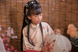 -汉仪华裳汉服馆(打浦桥店)