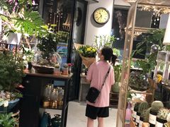 -弗劳尔花艺坊(龙涛店)