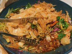 -耶里夏丽·丝路新疆菜·清真食品(徐汇南丹东路臻选店)