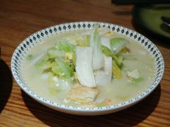 荷包蛋炖三鲜-塔哈尔·新疆盛宴(城西银泰店)